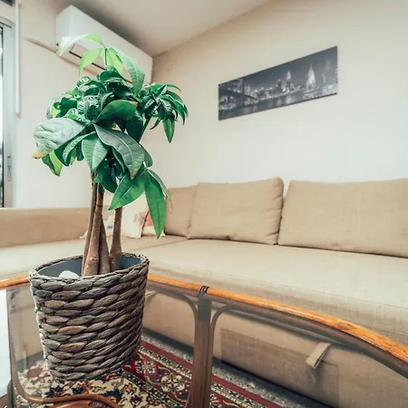 Eptalofos Loft Апартаменты