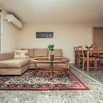 Eptalofos Loft